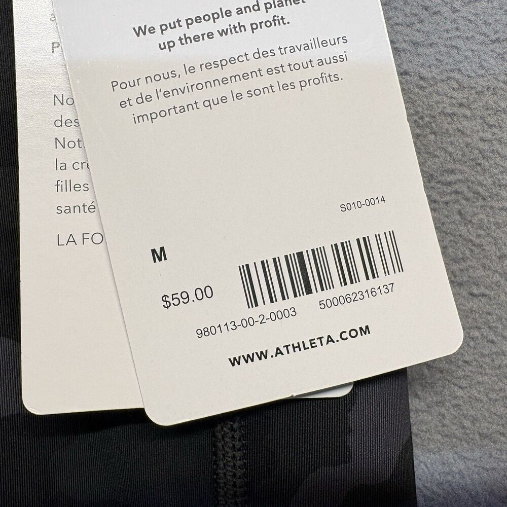 NEW Athleta Size Medium Ultimate Stash Pocket Camo 7" Short Stretch NWT - Picture 6 of 10